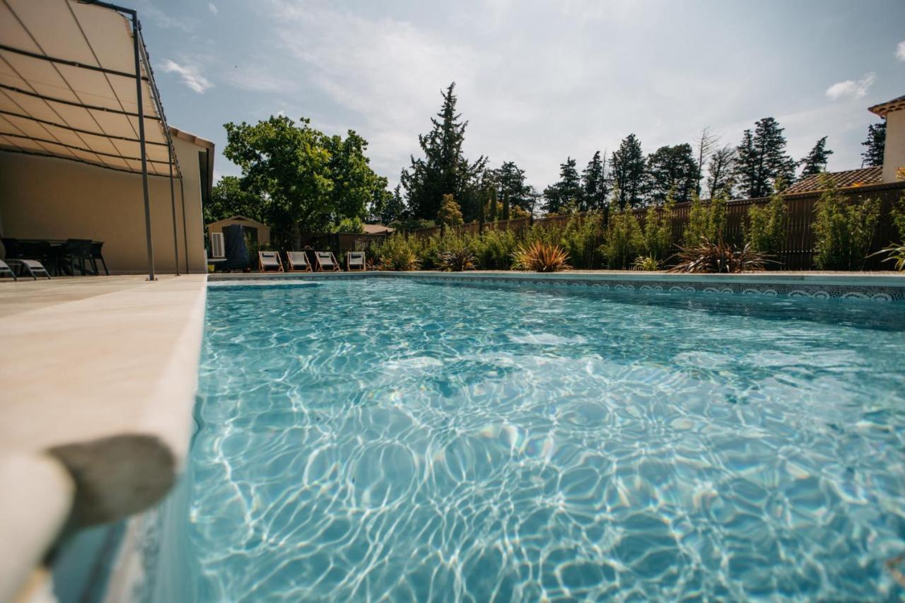 Villa Moka - Private Pool ソルマーヌ・ド・ボークリューズ エクステリア 写真